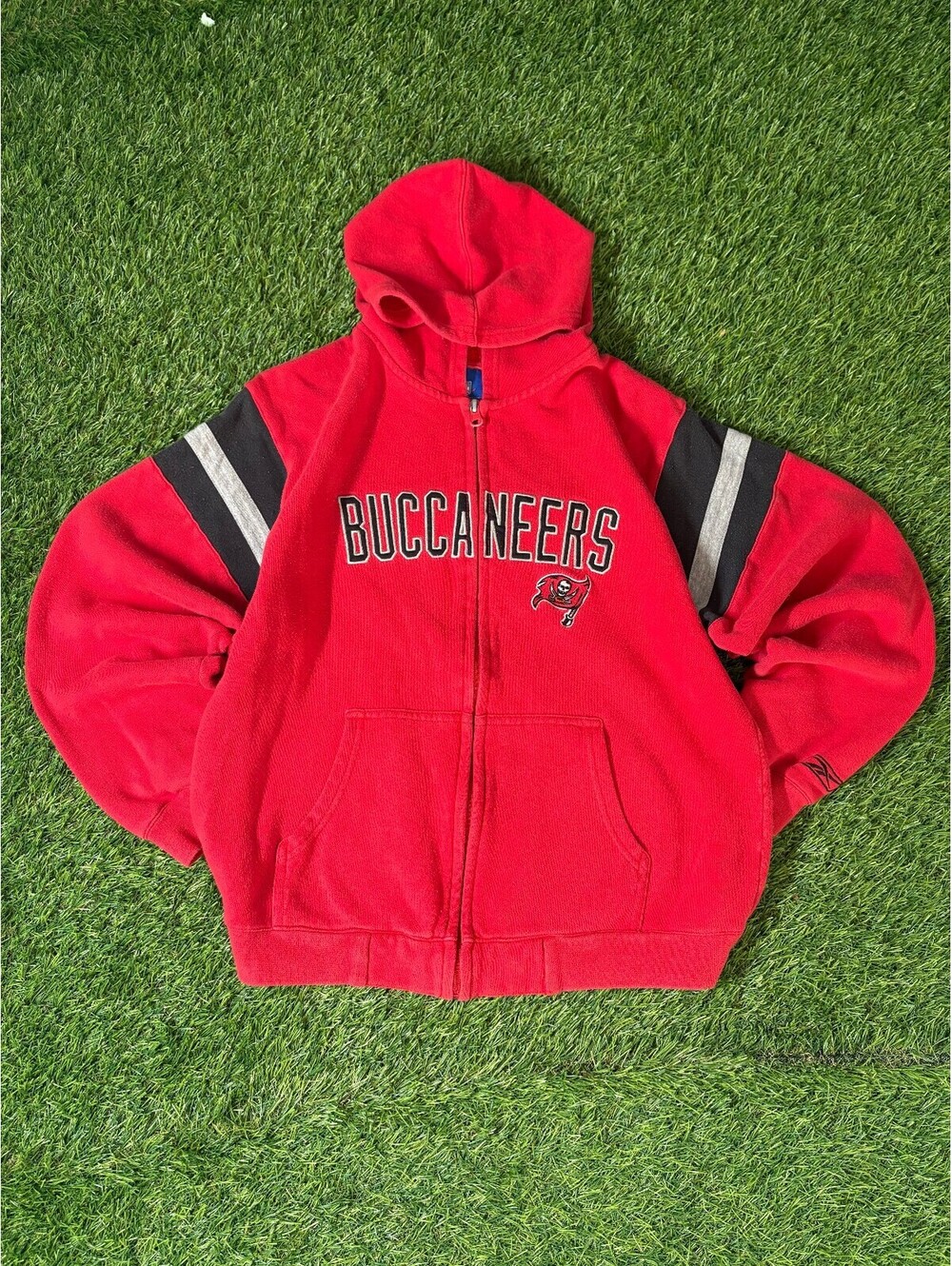 Vintage Reebok Buccaneers Red Fleece Hoodie Zip Up Mens Size L 14-16